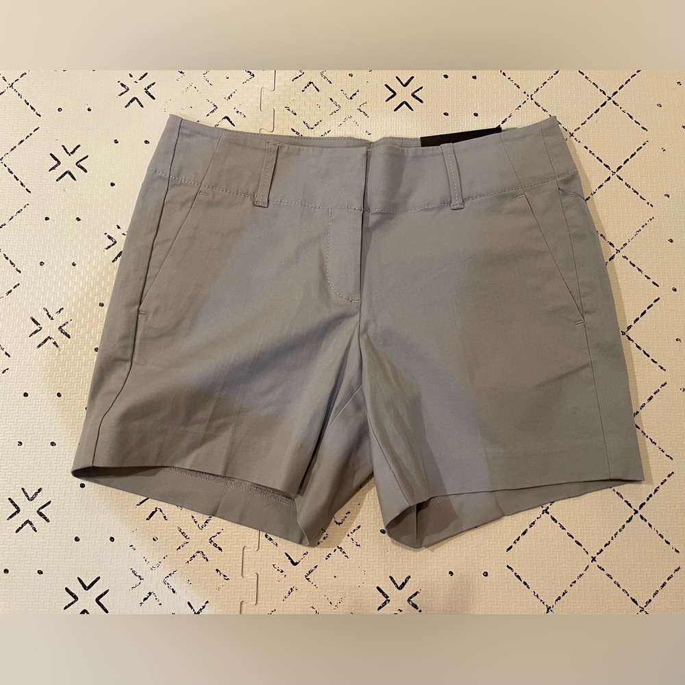 Nwt Ann Taylor Modern Fit Metro Short 2p